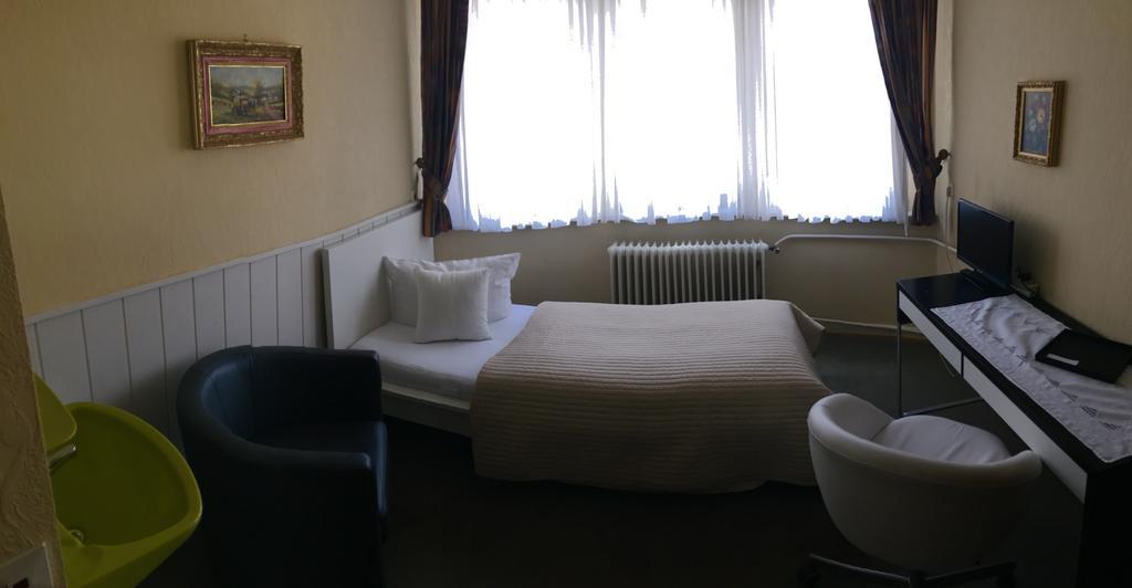 Riverside Airport Hotel Kelsterbach Kültér fotó
